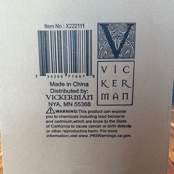 Glittering White Snowflake Tree Topper - Picture 3 of 6